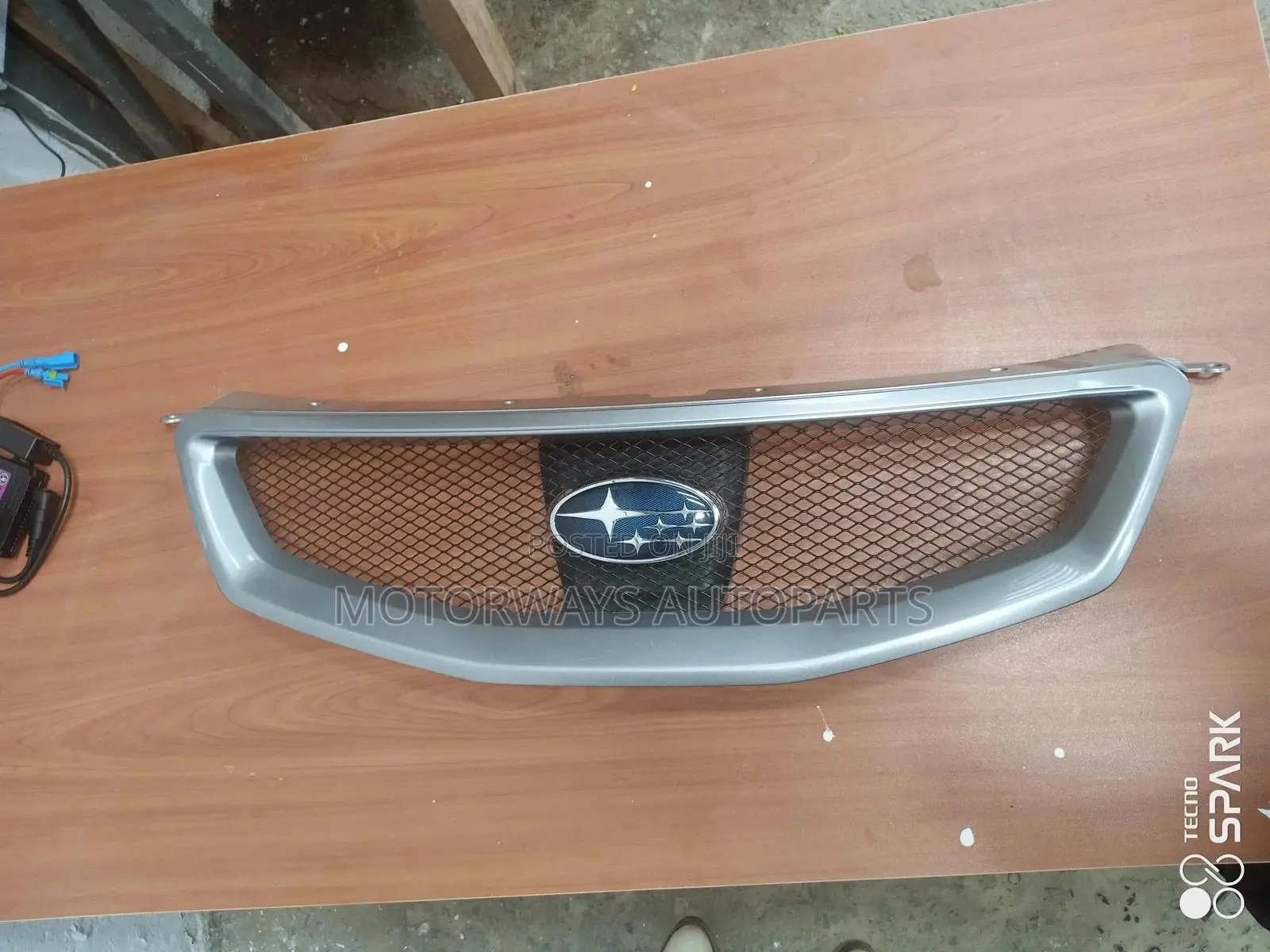 Subaru Legacy Honey-Combed Grill