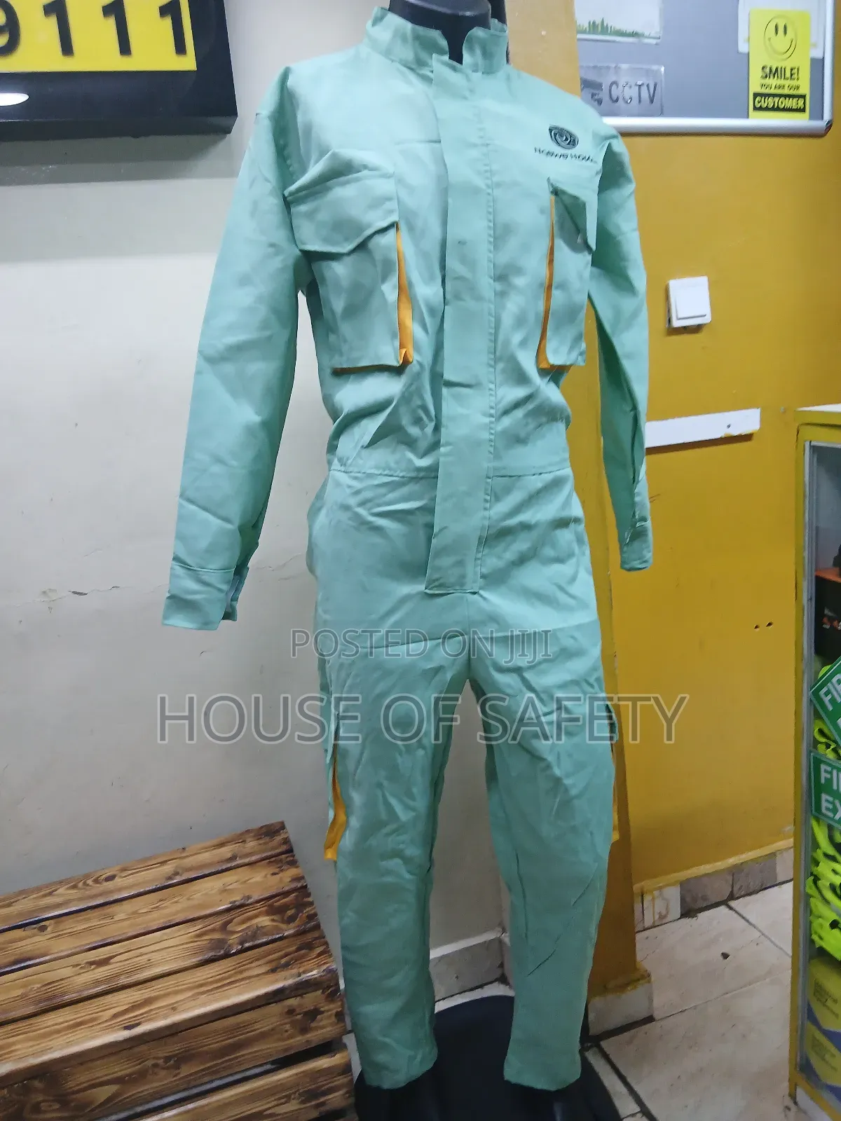 Yellow Piped Cargo