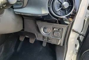Toyota Corolla Fielder 2019 Off white
