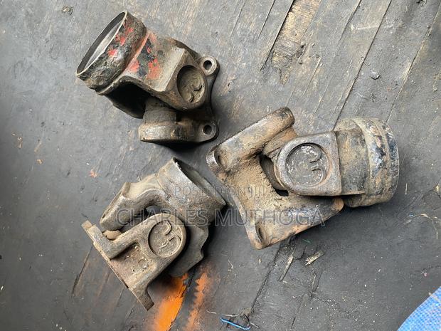Fh 215 Propeller Shaft Half Cut - main view