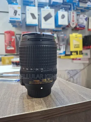 Nikon Af-S Dx Nikkor 18-140mm F/3.5-5.6g Ed Vr Lens