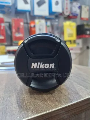Nikon Af-S Dx Nikkor 18-140mm F/3.5-5.6g Ed Vr Lens