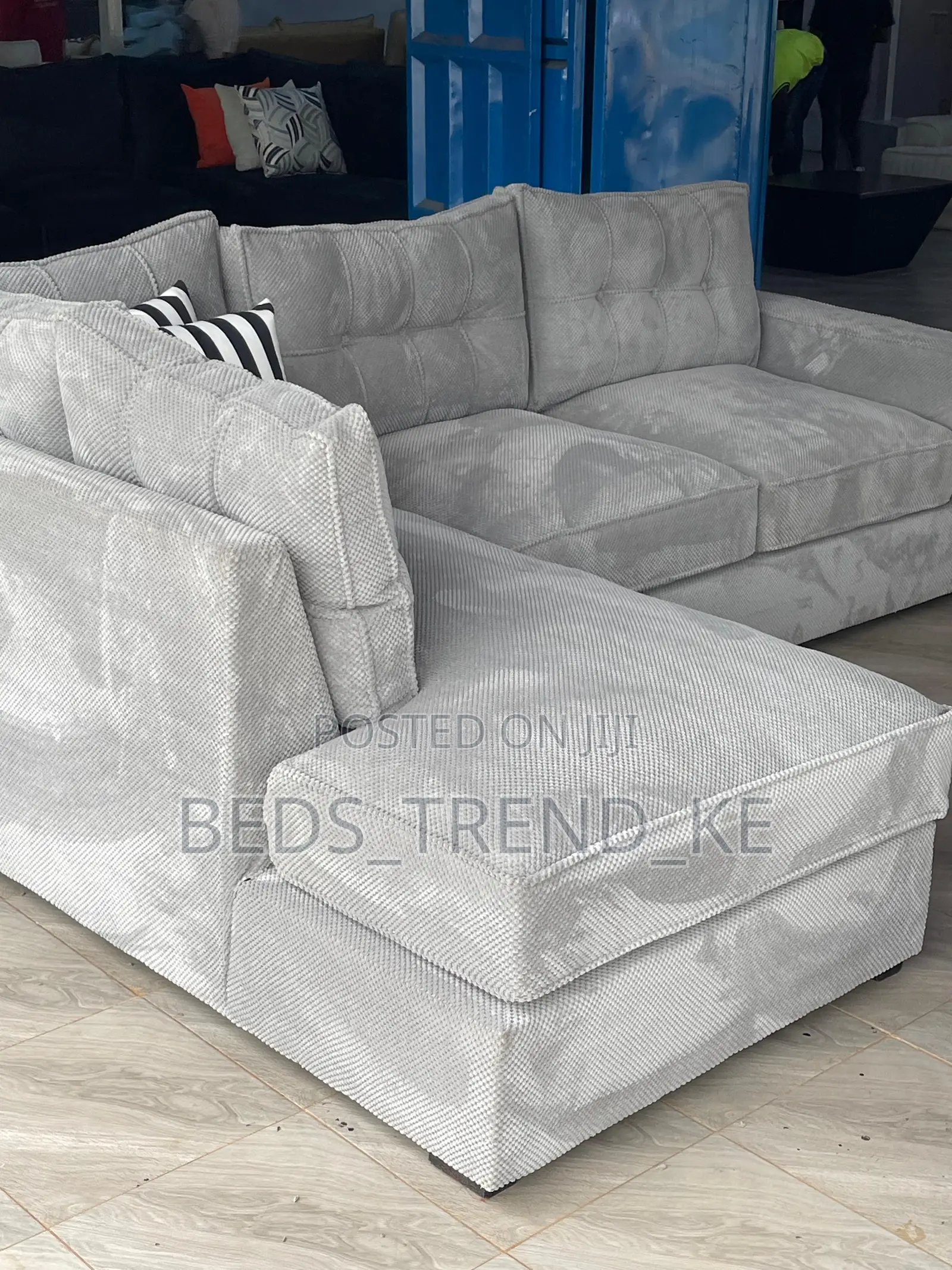 Well-Dressed 6 Seater L Sofa Set