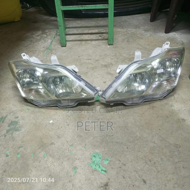 Premio 260 Headlights