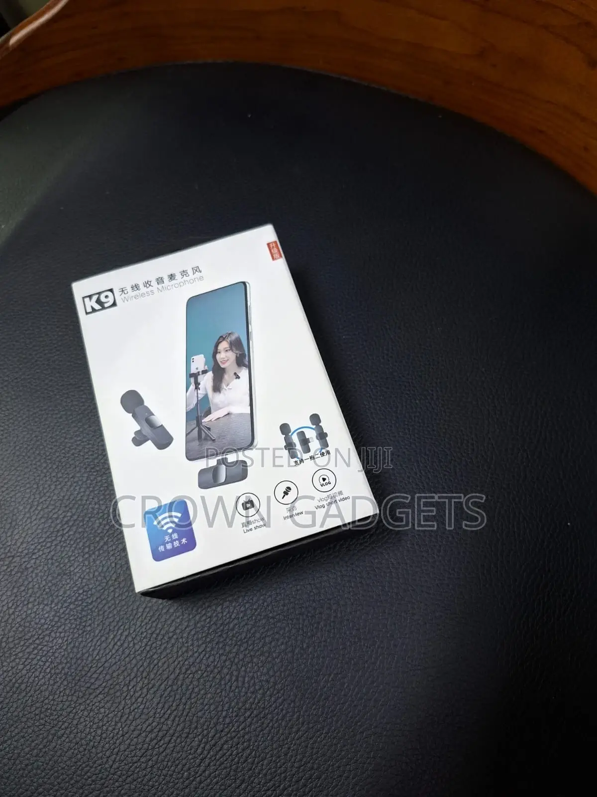 Noise-Reduction Wireless Mic for Interview Content Creation