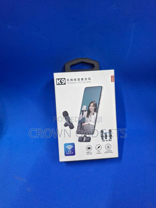 Noise-Reduction Wireless Mic for Interview Content Creation - thumbnail 3