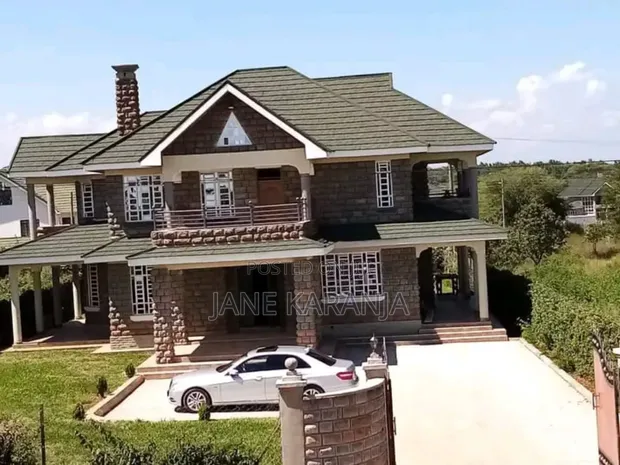 4bdrm Mansion in Thika Greens for sale