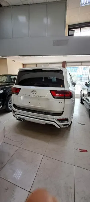 Toyota Land Cruiser 2023 Beige
