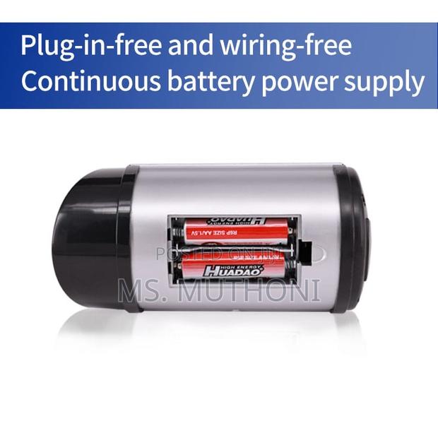 Dummy Wireless Camera Plastic Fake CCTV Camera - thumbnail 4