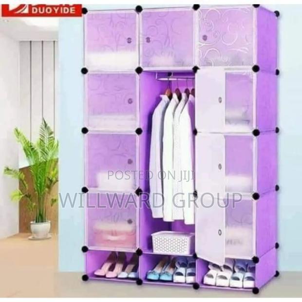 Portable 3 Column Plastic Wardrobe