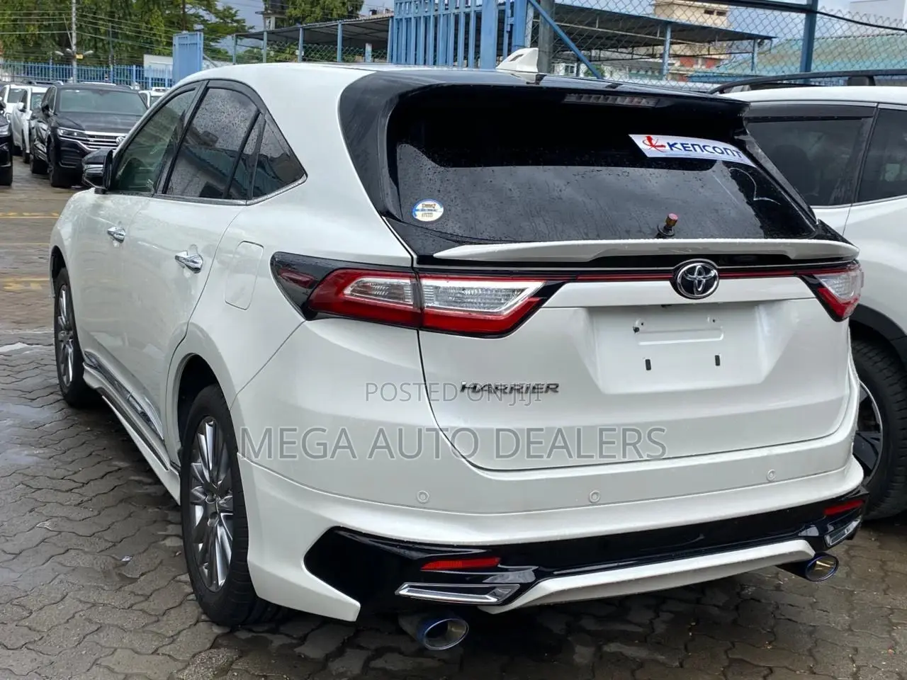 Toyota Harrier 2.0 2018 White