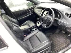 Toyota Harrier 2.0 2018 White