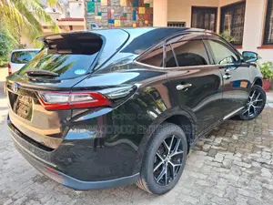 Toyota Harrier 2.0 Turbo 2019 Black