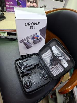 Foldable E88 Drone With Dual Lens & Long Flight Time - thumbnail 2