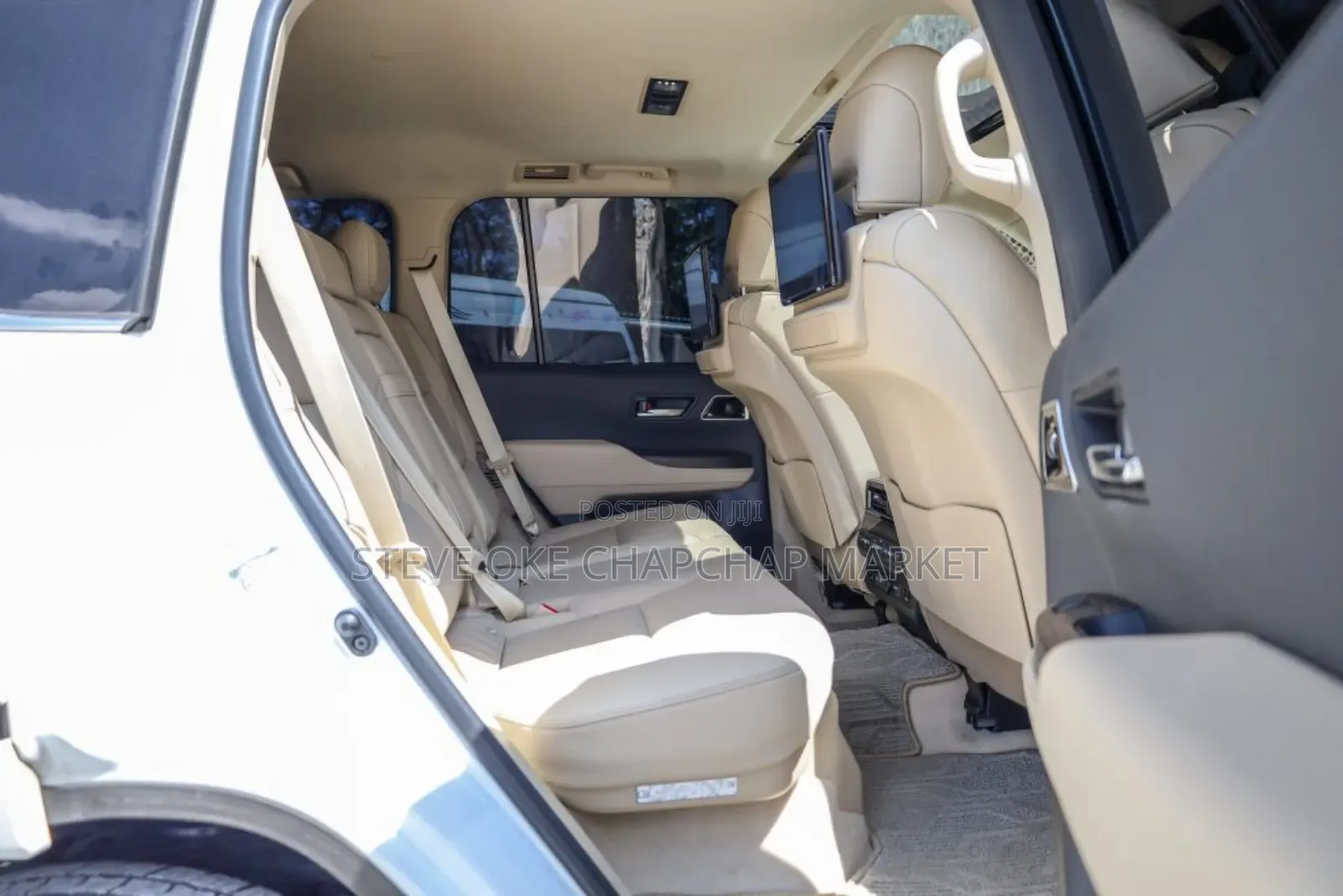 Toyota Land Cruiser 3.3 Diesel 4WD 2022 Off white