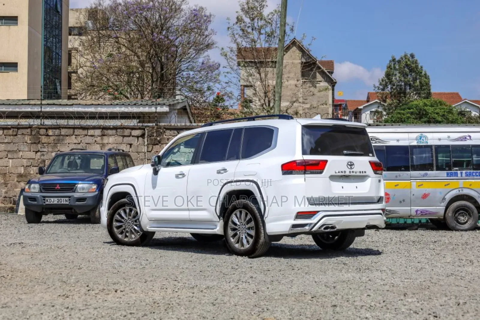 Toyota Land Cruiser 3.3 Diesel 4WD 2022 Off white