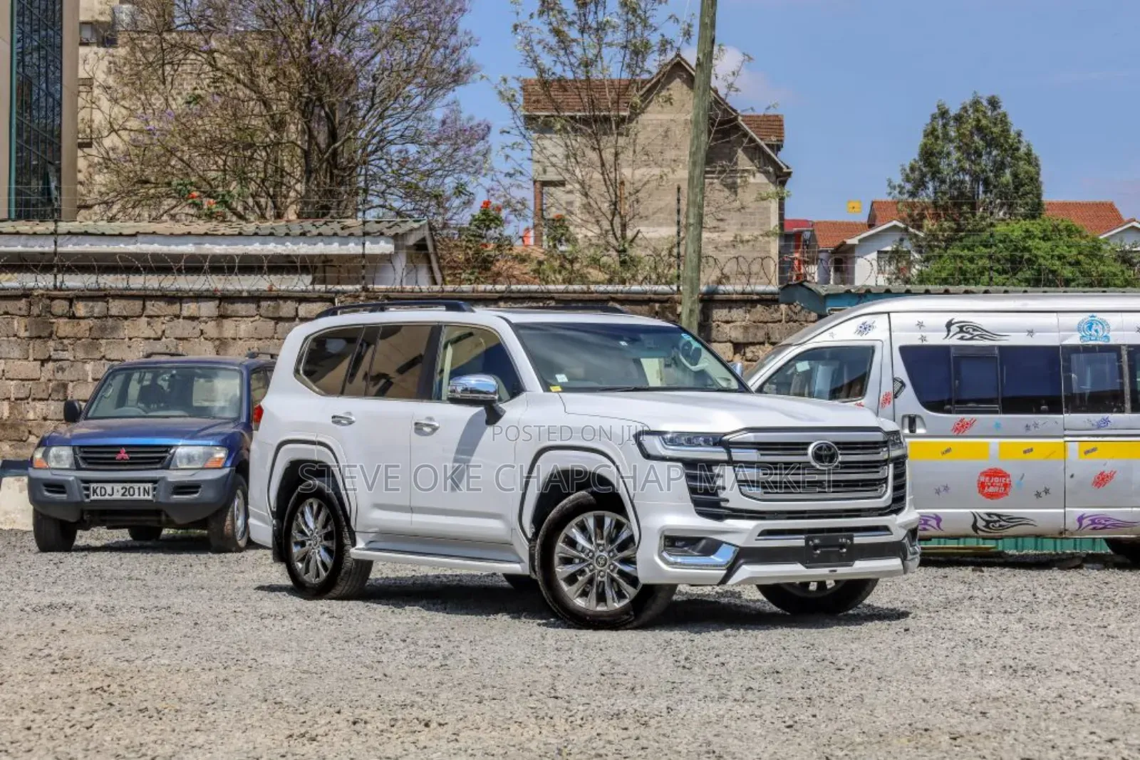 Toyota Land Cruiser 3.3 Diesel 4WD 2022 Off white