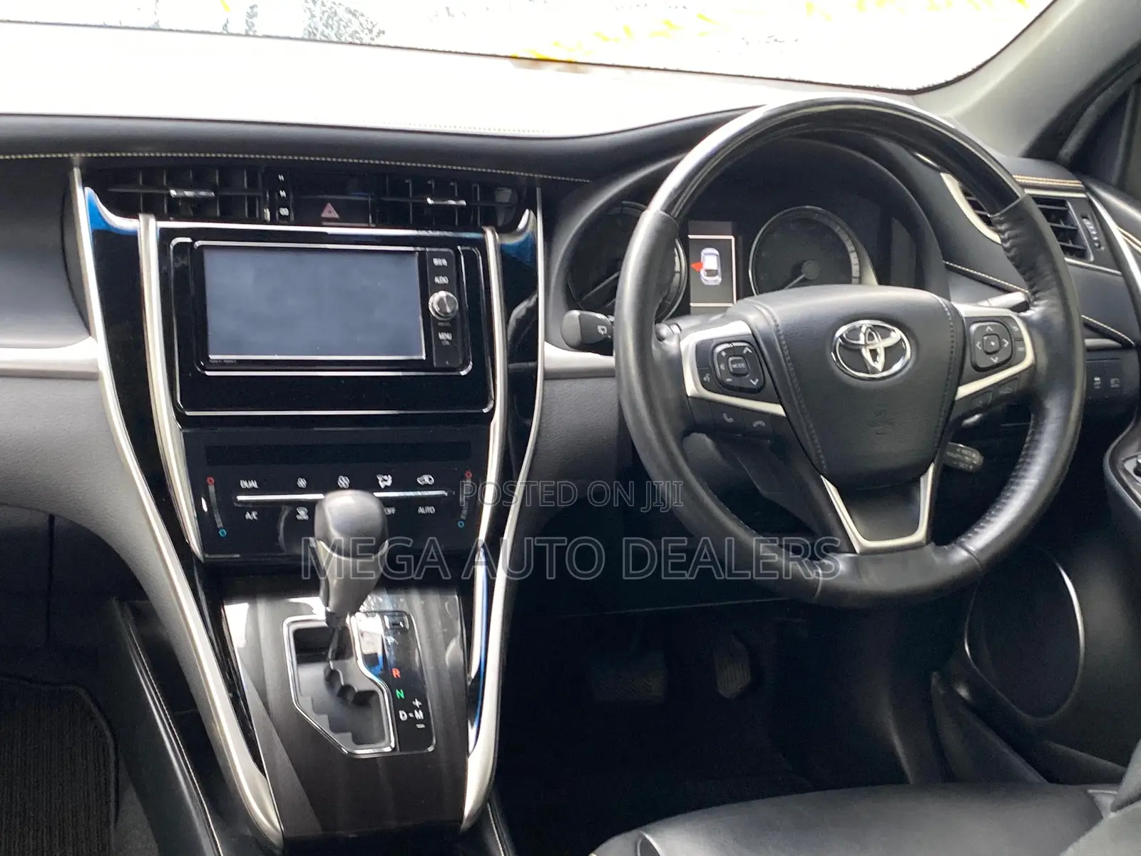 Toyota Harrier 2.0 2018 Black