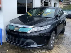 Toyota Harrier 2.0 2018 Black