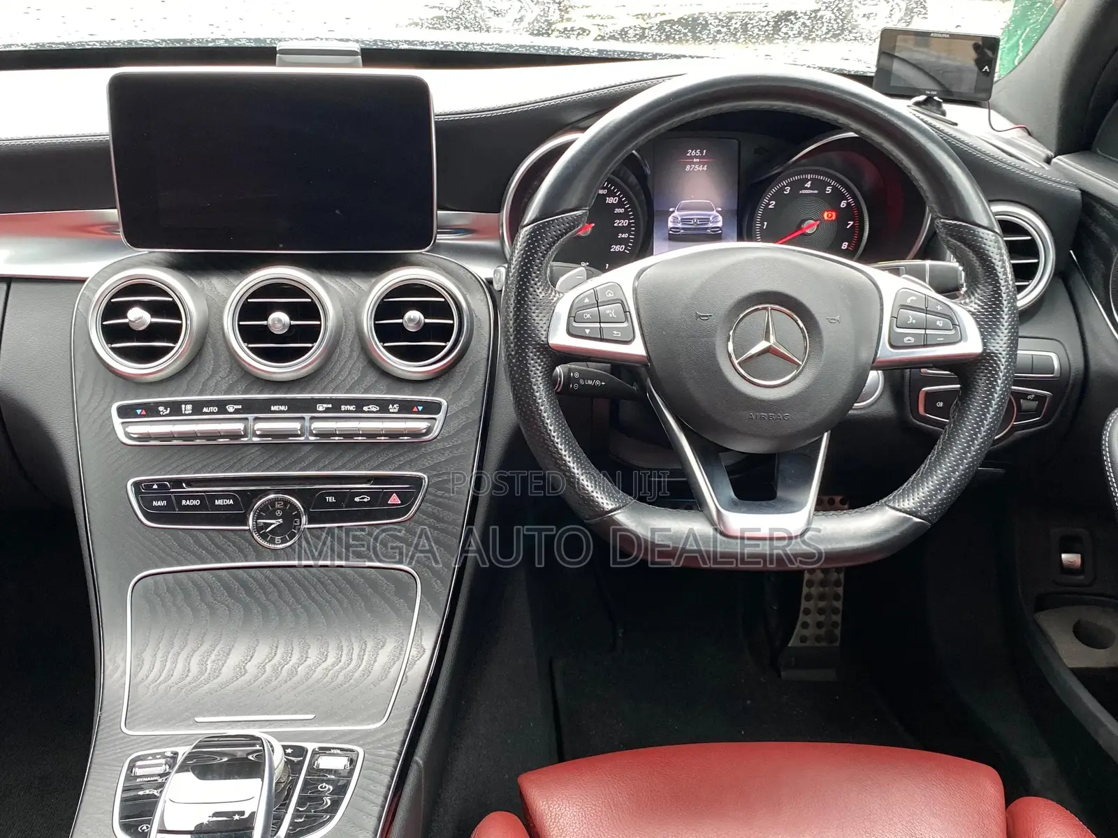 Mercedes-Benz C200 2018 Silver