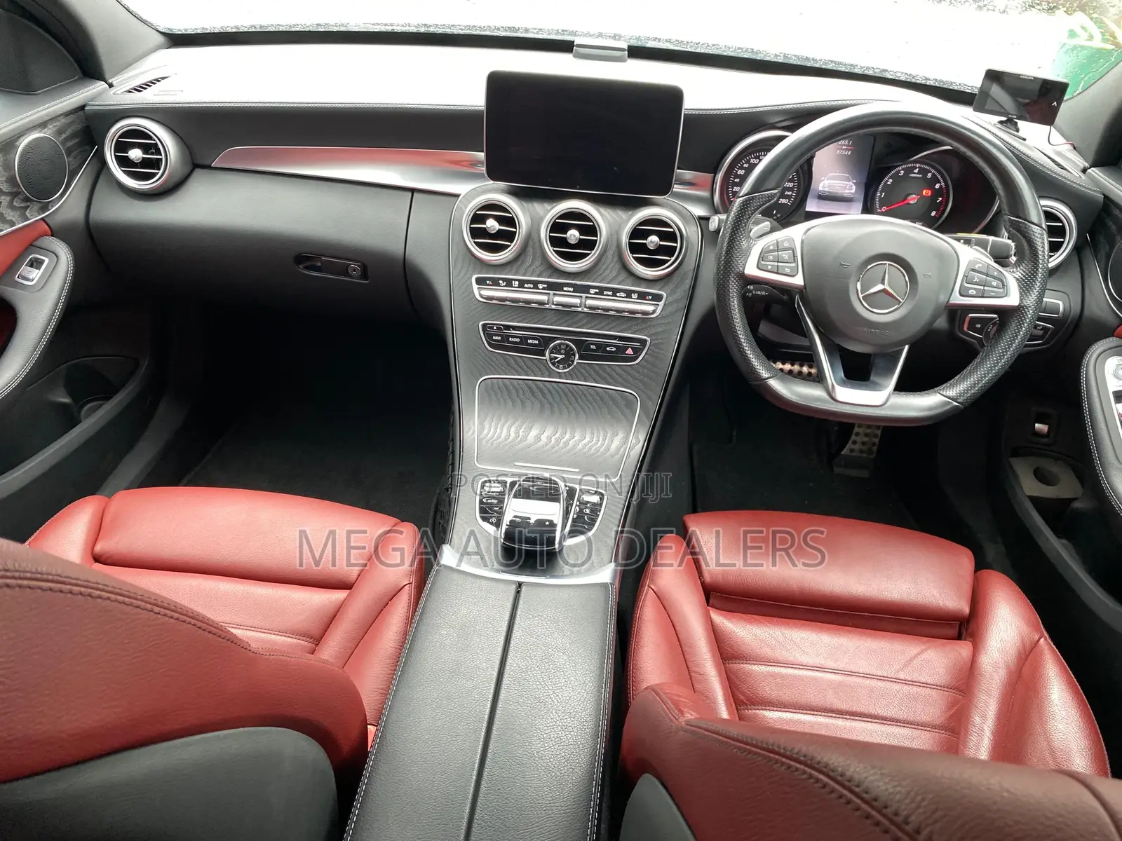 Mercedes-Benz C200 2018 Silver