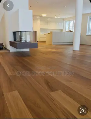Warm Comfortable Laminate Flooring –Price Per M2