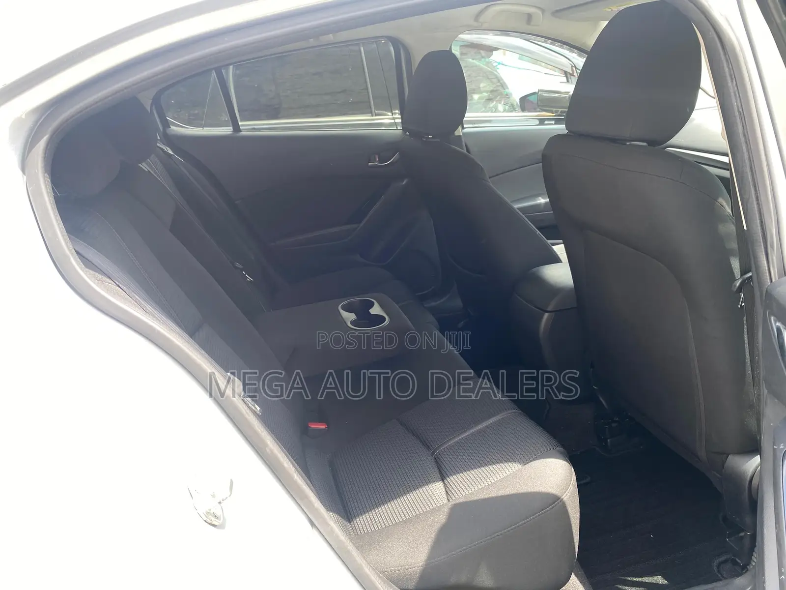 Mazda Axela 2018 Silver