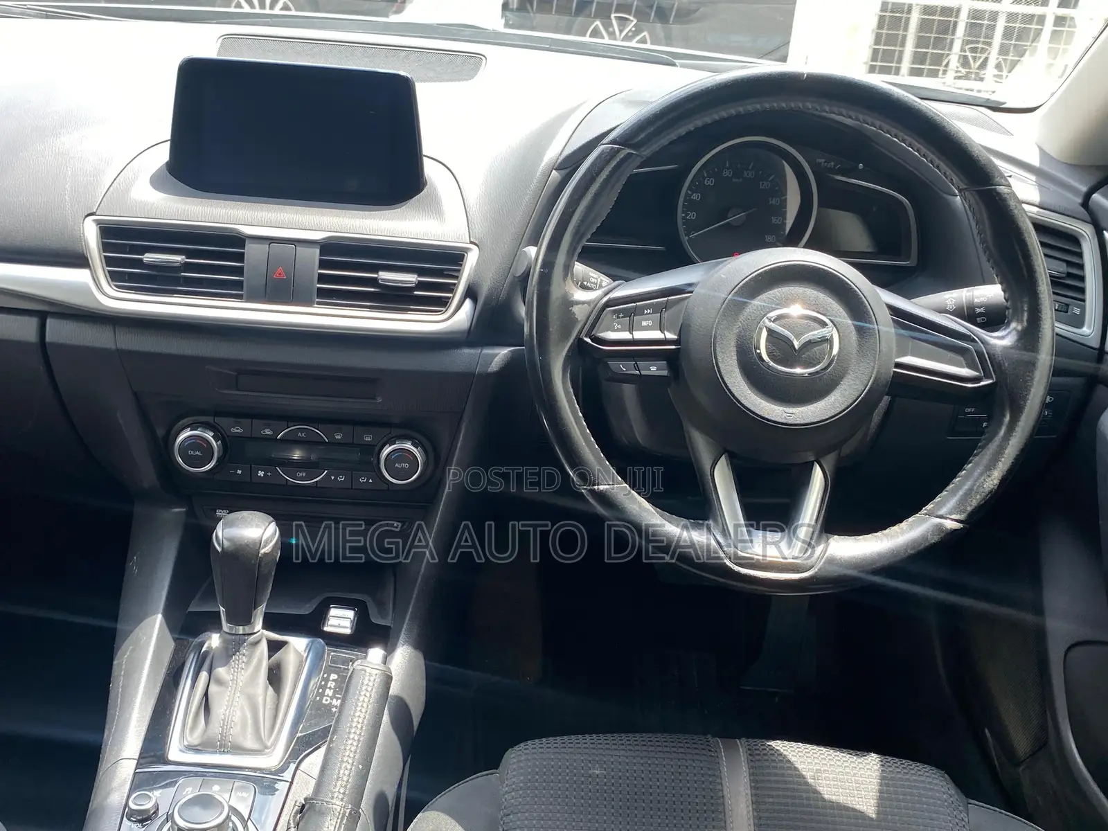 Mazda Axela 2018 Silver