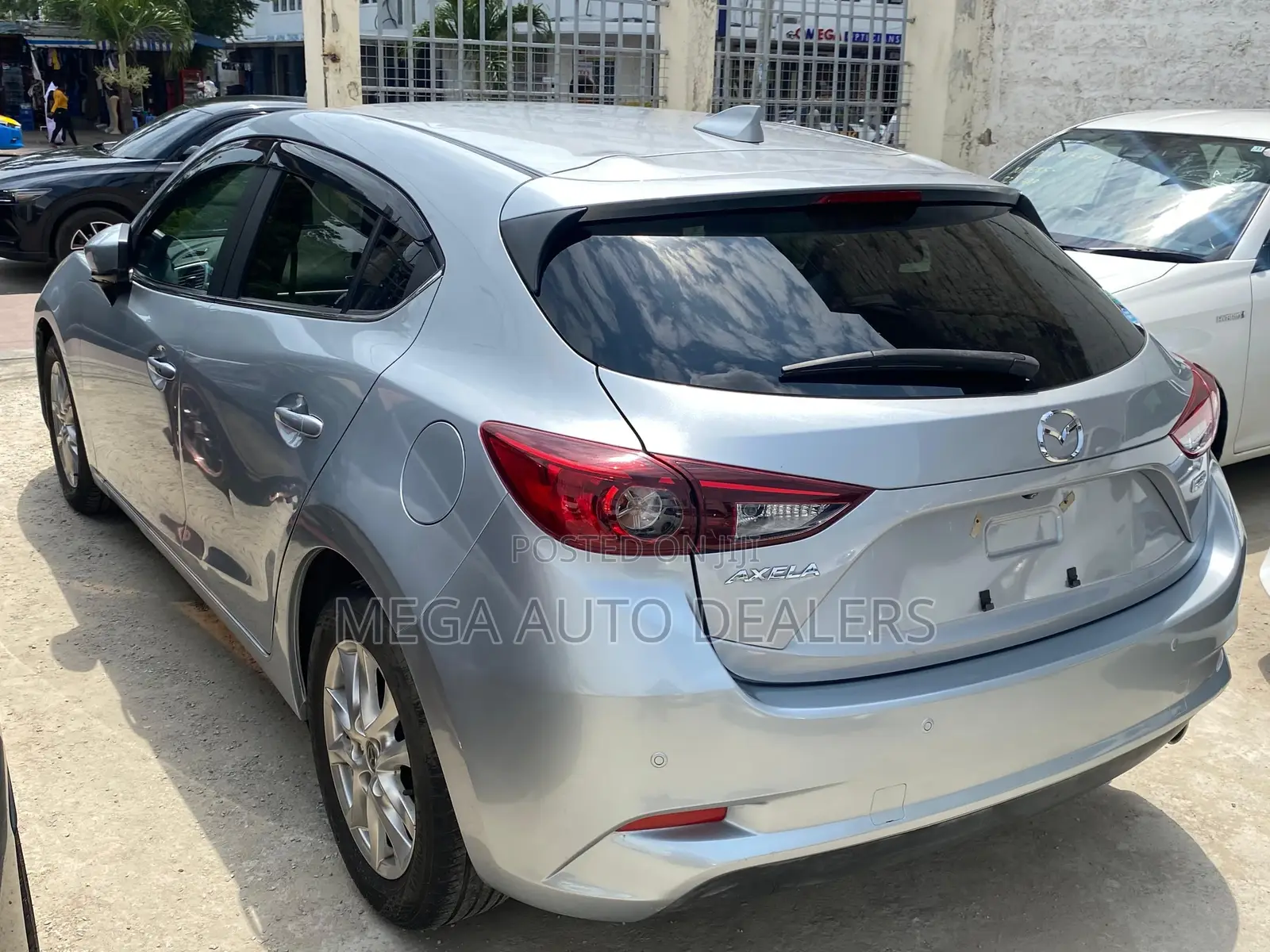 Mazda Axela 2018 Silver