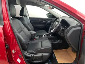 Nissan X-Trail 2018 Red