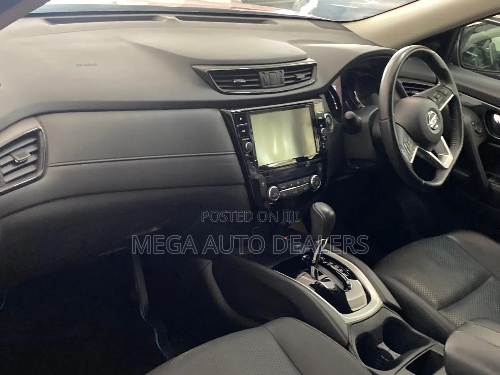 Nissan X-Trail 2018 Red