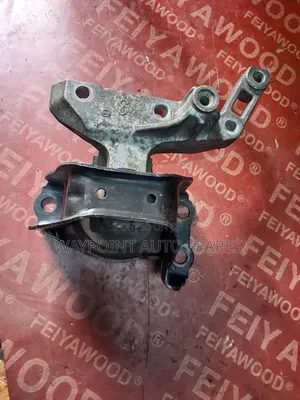 Engine Mount Nissan March