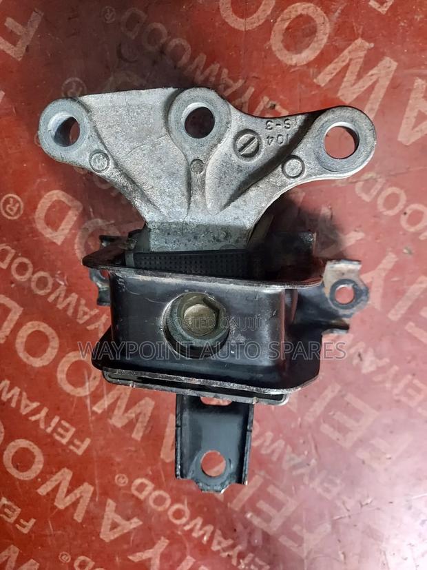 Engine Mount Suzuki Alto R06a - main view