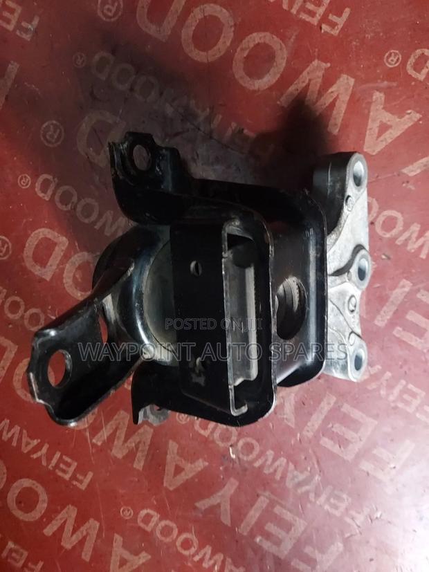 Engine Mount Suzuki Alto R06a - thumbnail 3
