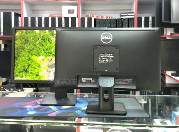 Dell 22 Inch LCD Monitor.Wide - thumbnail 4