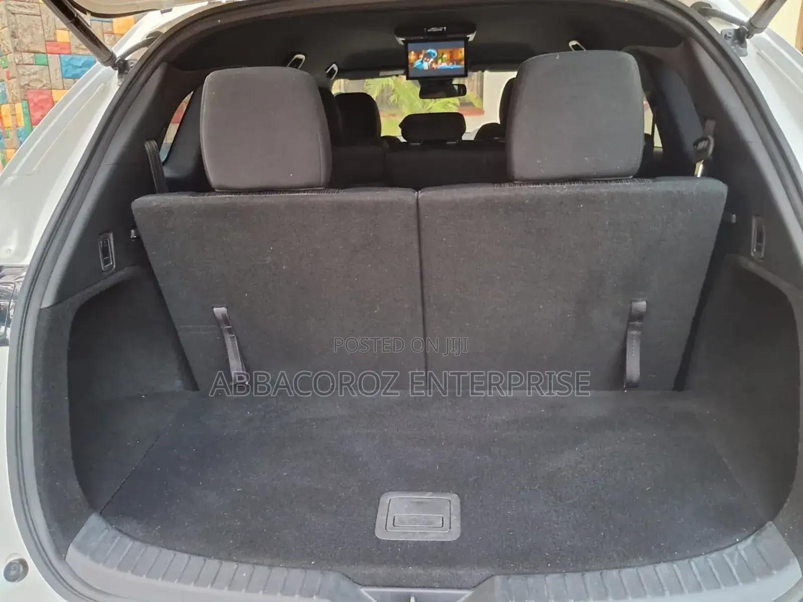 Toyota Vitz 1.3 FWD 5dr 2018 Pearl