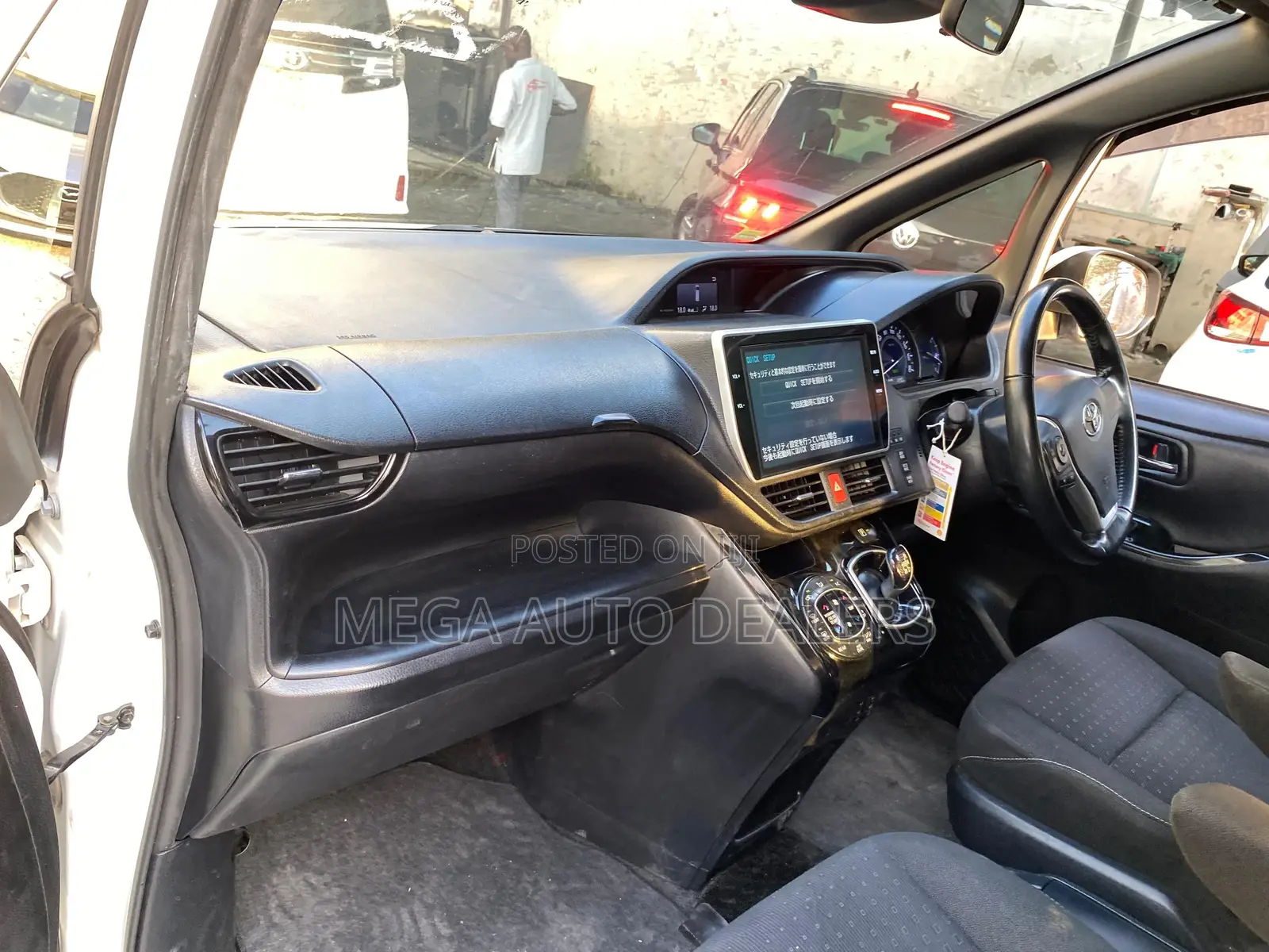Toyota Noah 2018 White