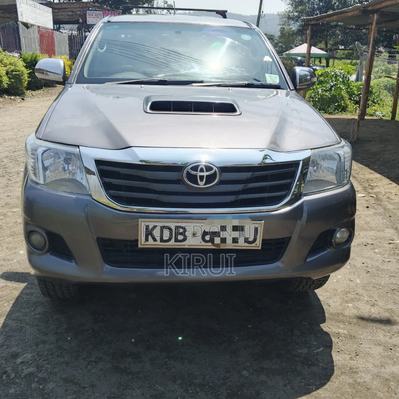 Toyota Hilux 2015 Gray