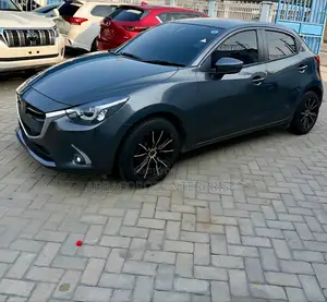 Mazda Demio 2018 Gray