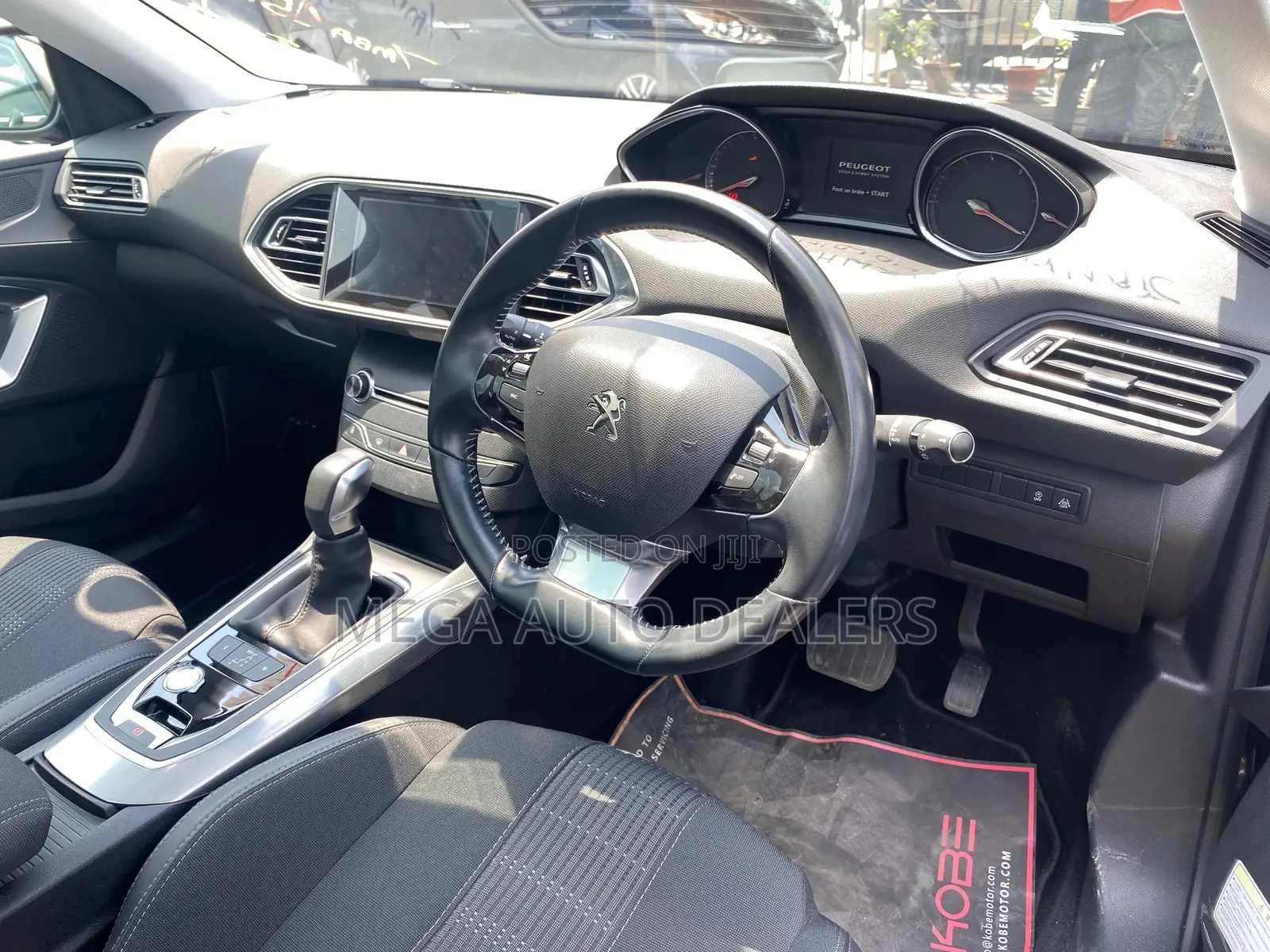 Peugeot 308 2018 Blue