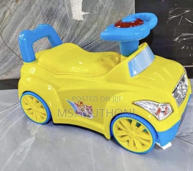 Baby Ride on Potty - thumbnail 3