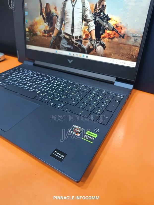 Laptop HP Victus 15 16GB AMD Ryzen 5 SSD 512GB - thumbnail 3