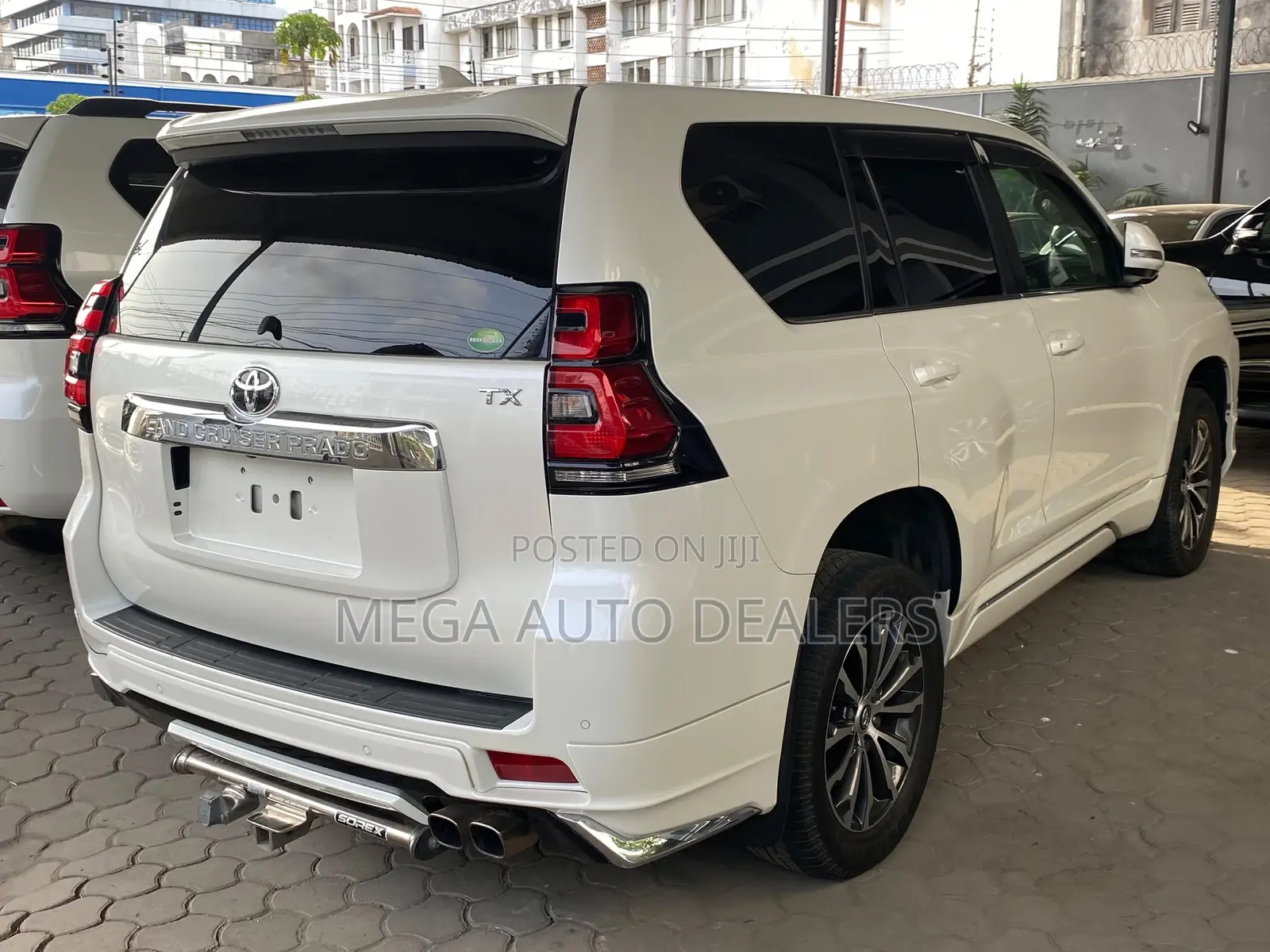 Toyota Land Cruiser Prado 2.7 2018 White