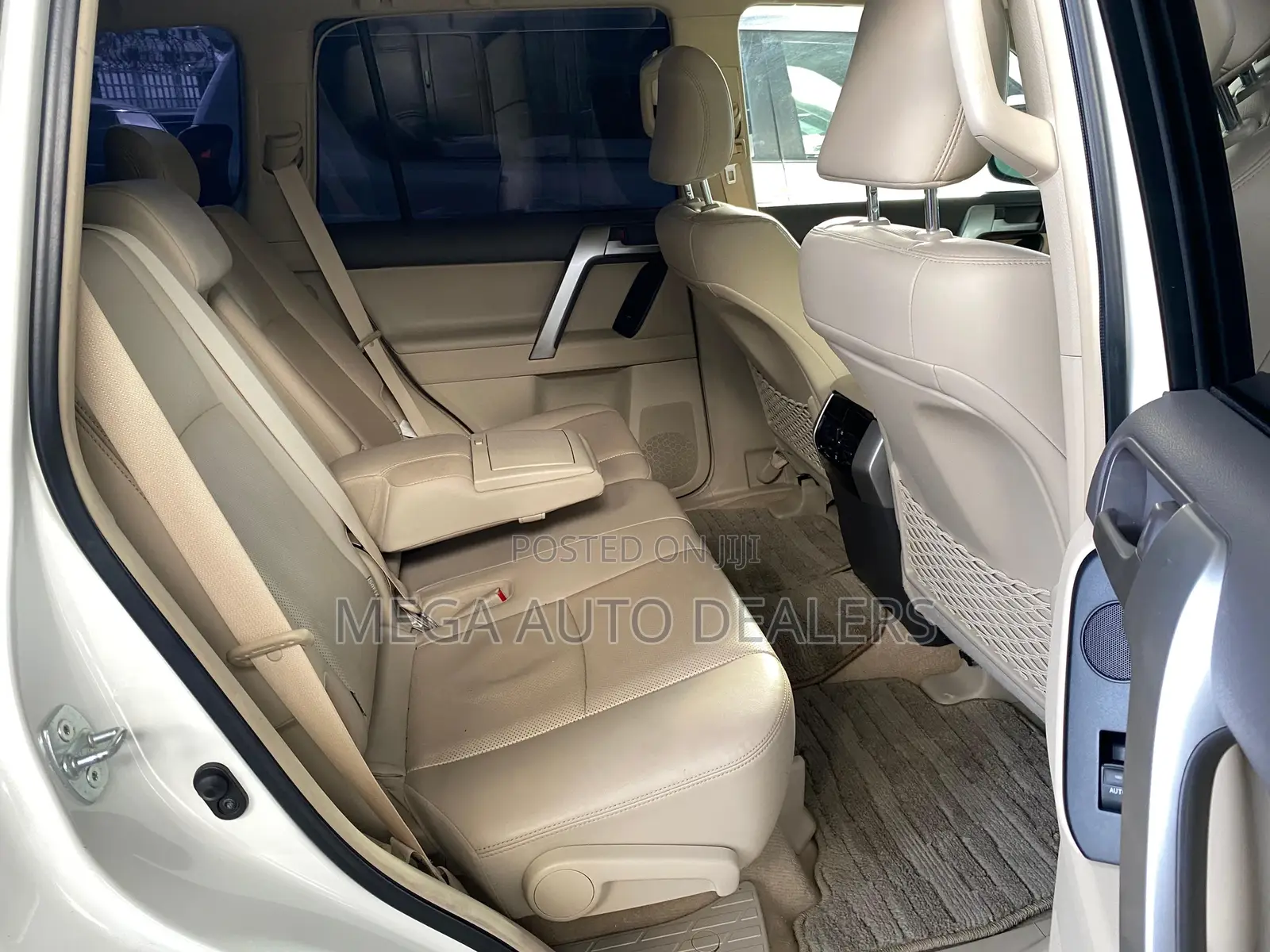 Toyota Land Cruiser Prado 2.7 2018 White