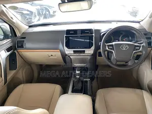 Toyota Land Cruiser Prado 2021 Black