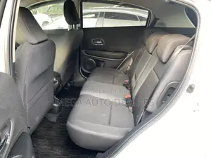 Honda Vezel 2018 White