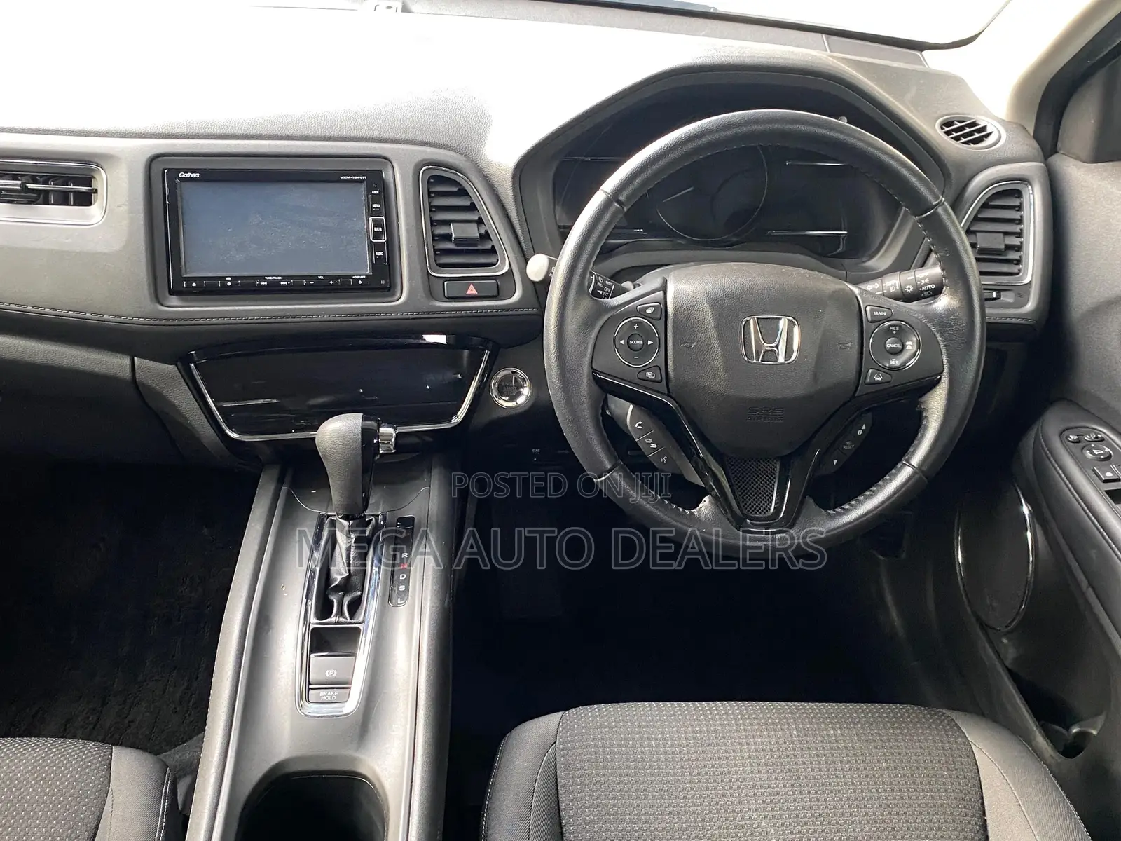 Honda Vezel 2018 White