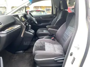 Toyota Alphard 2018 White