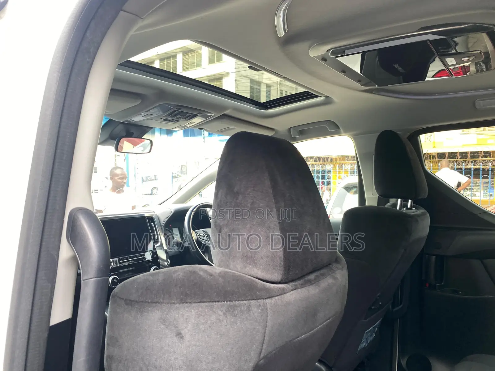 Toyota Alphard 2018 White