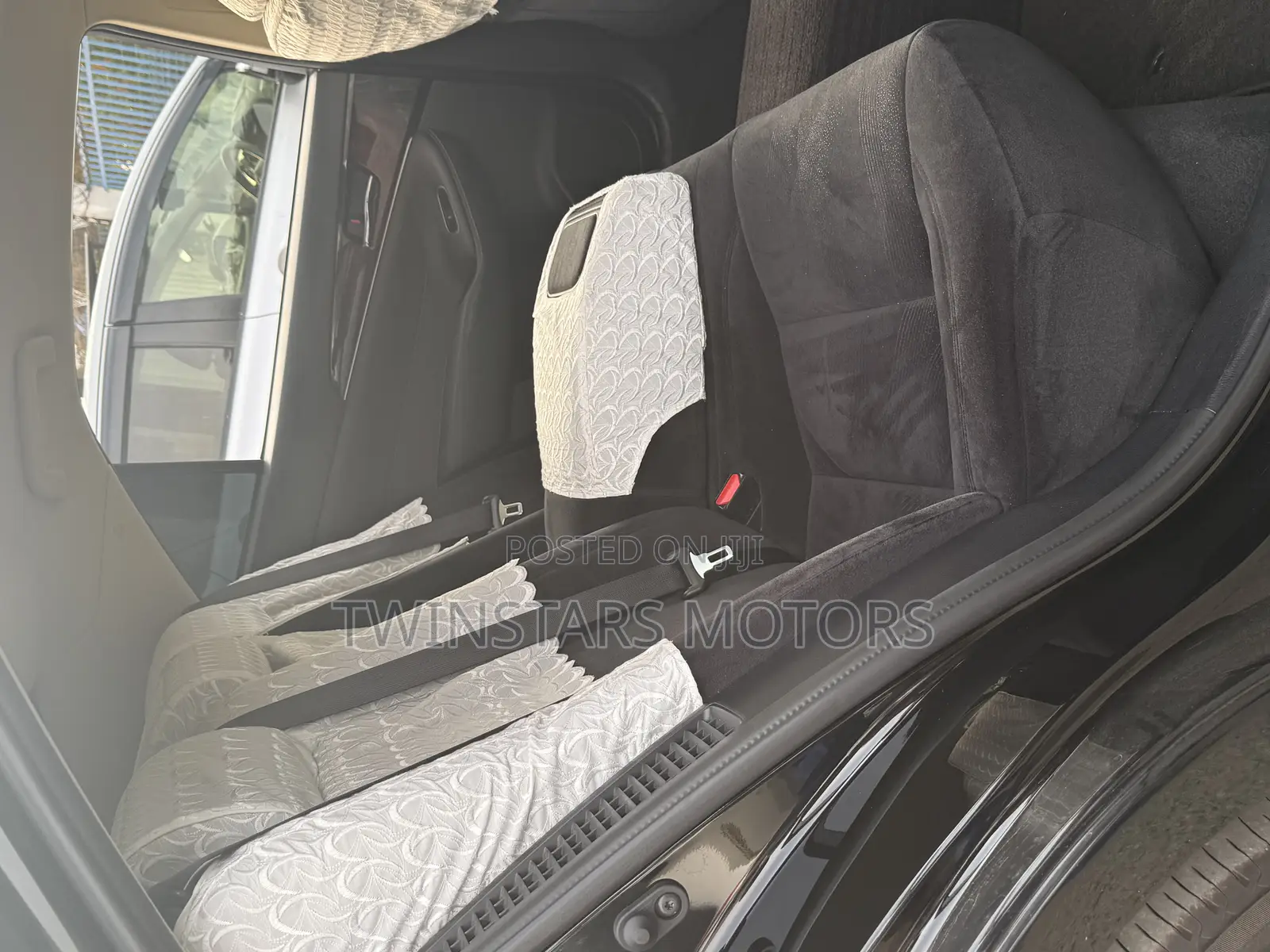 Toyota Crown 2018 Black